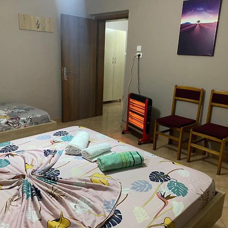 Guesthouse Sense Tirana Kültér fotó