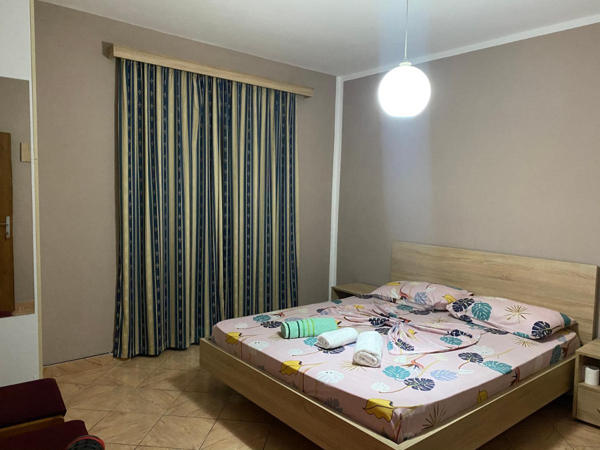 Guesthouse Sense Tirana Kültér fotó